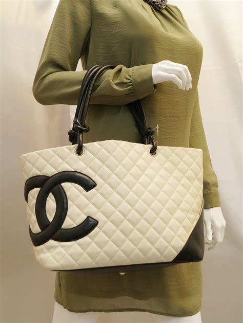 White Chanel Quilted Bag 